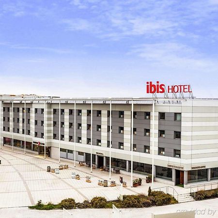Ibis Madrid Alcobendas Bagian luar foto